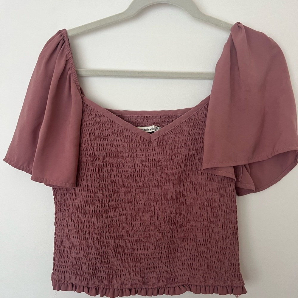 Like New! Abercrombie Smocked Flutter Sleeve Top